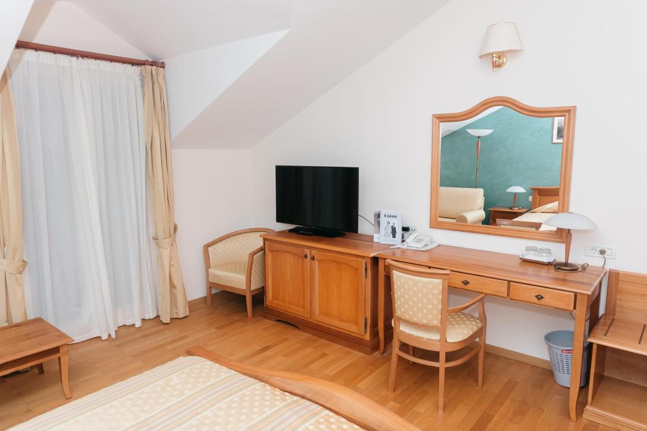 Hotel Spongiola Krapanj
