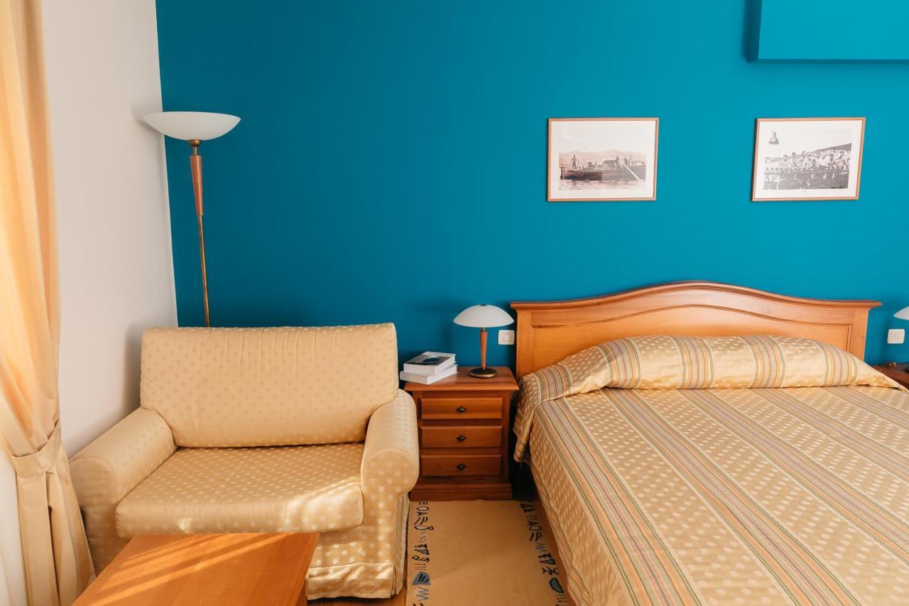 Spongiola Hotel