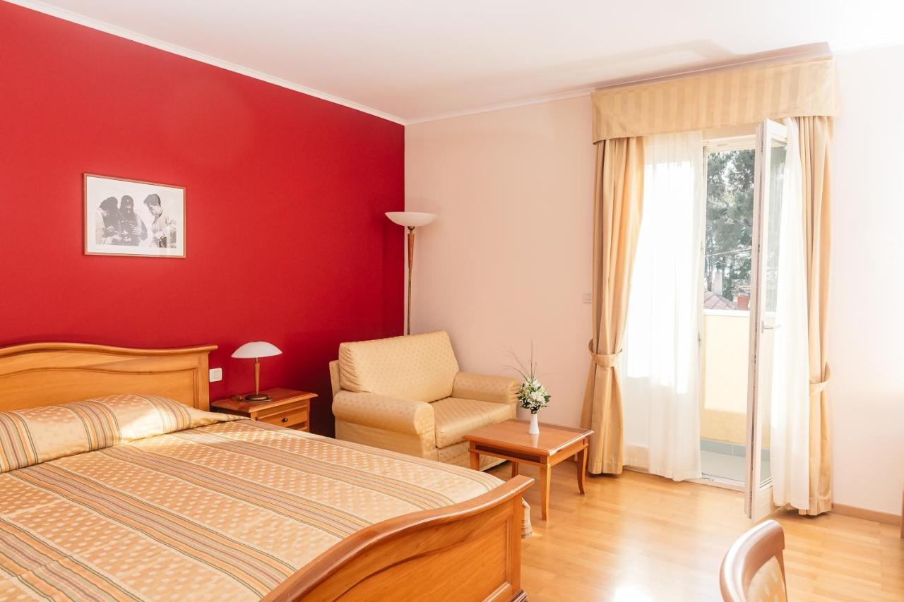 Spongiola Hotel