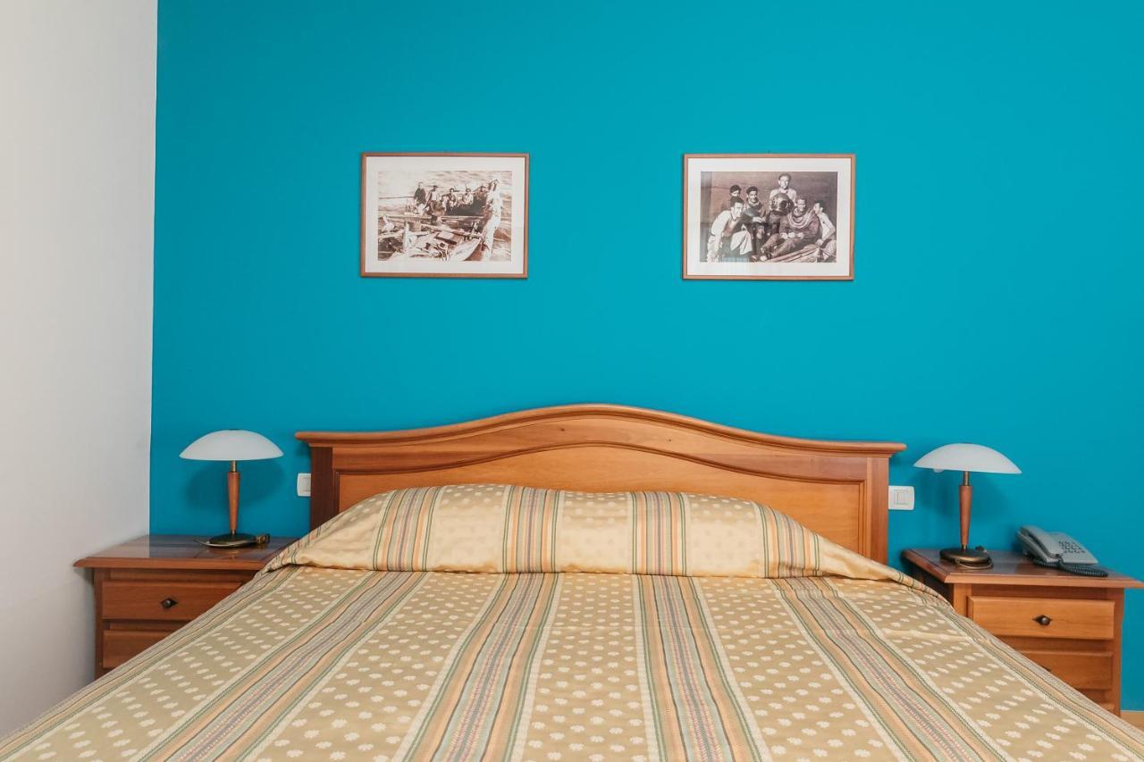 Spongiola Hotel