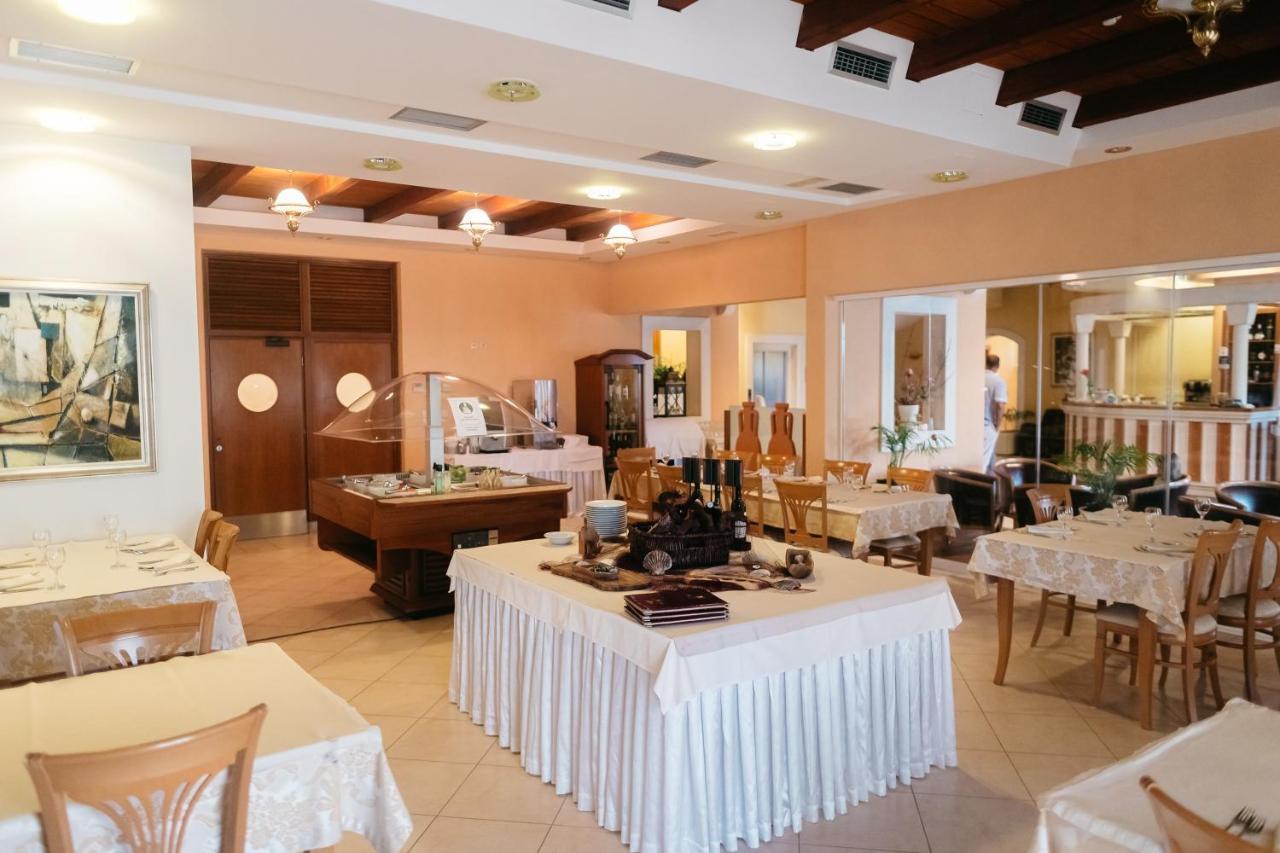 Spongiola Hotel