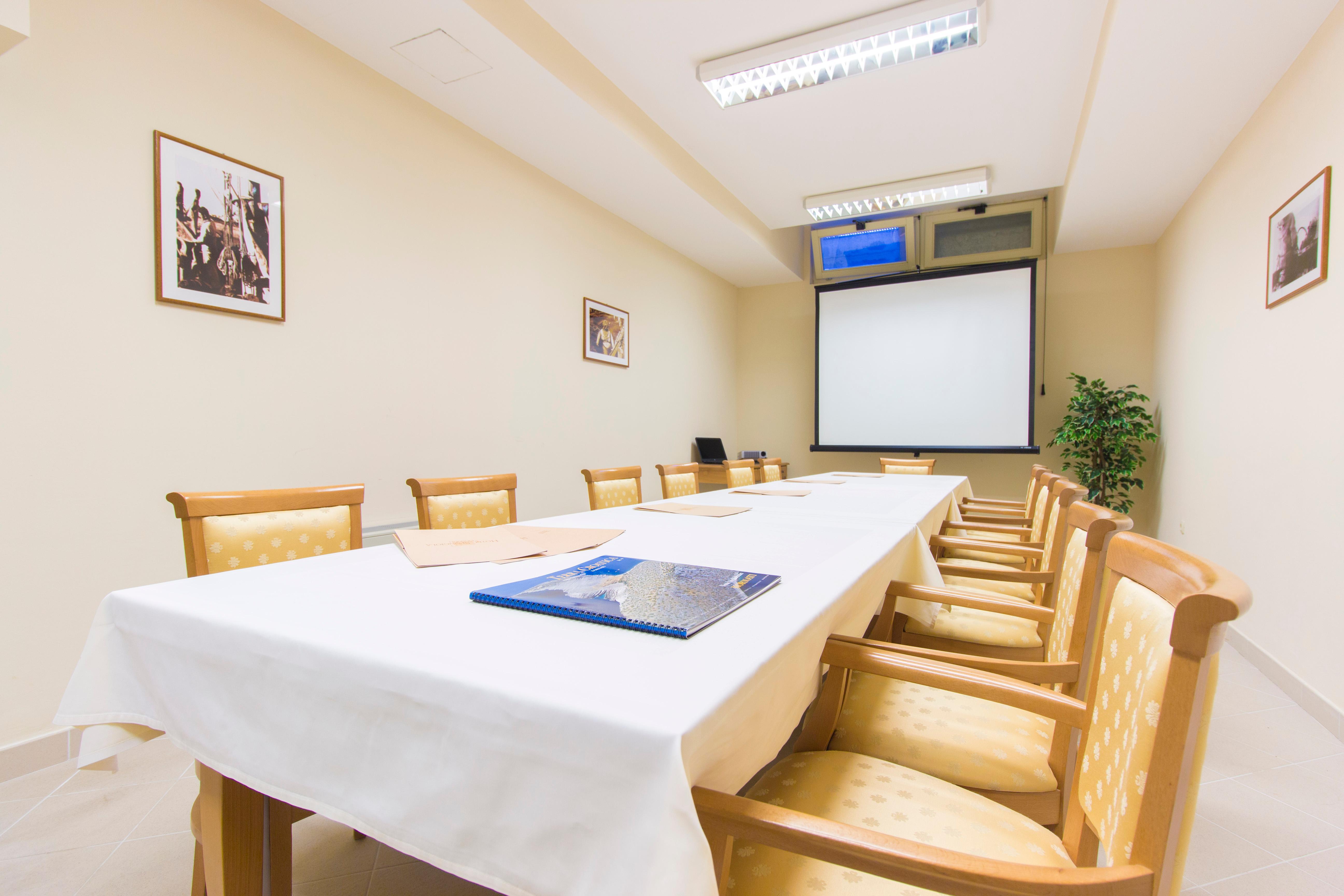 Spongiola Hotel 4*